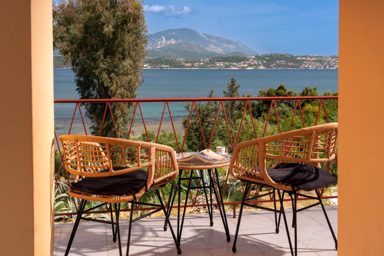 Villa Ostria Lixouri Exteriör bild