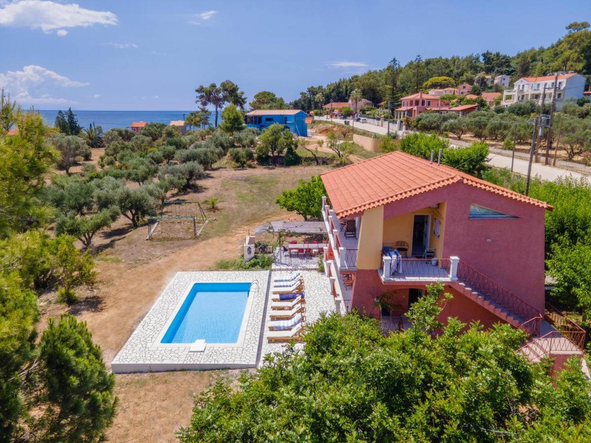 Villa Ostria Lixouri Exteriör bild