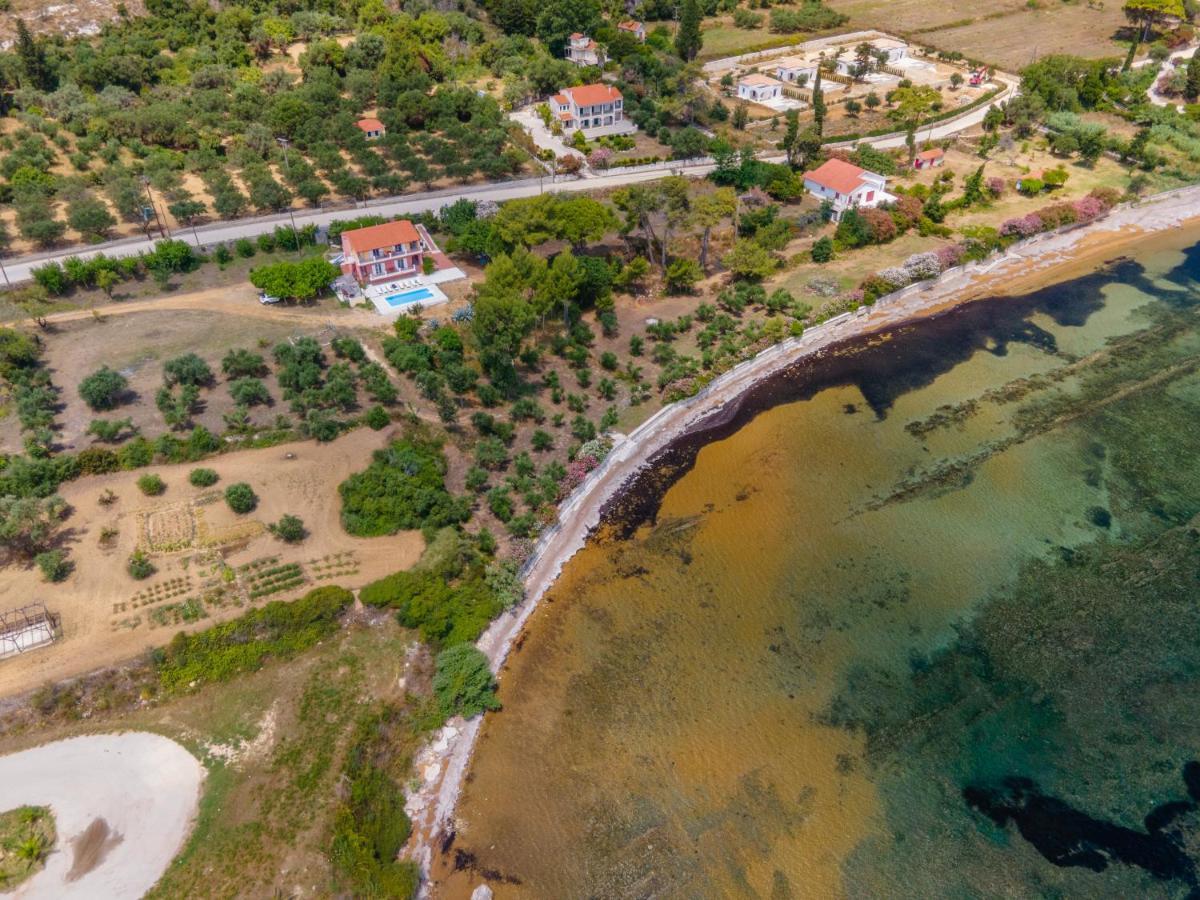 Villa Ostria Lixouri Exteriör bild