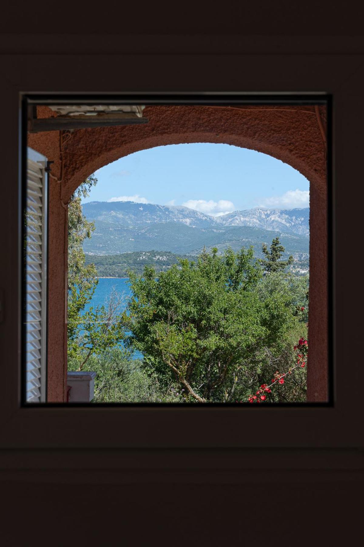 Villa Ostria Lixouri Exteriör bild